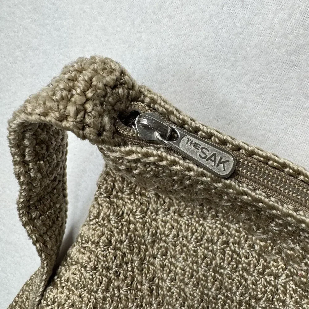 The Sak Crochet Knit Woven Boho Shoulder Handbag Taupe Lined Interior Pocket‎